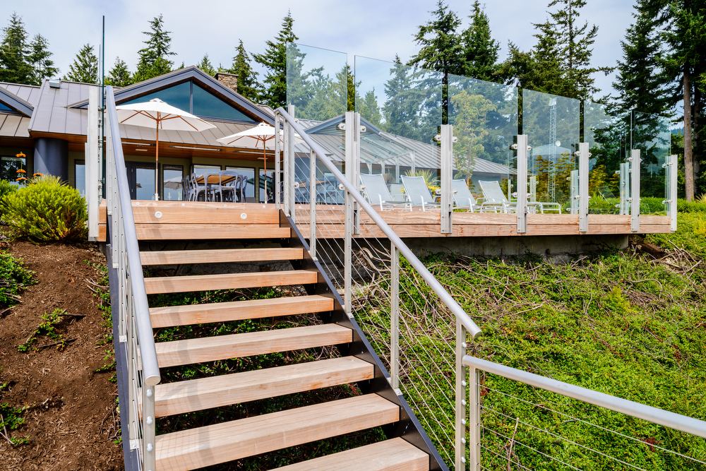 Decks and outdoor Seattle